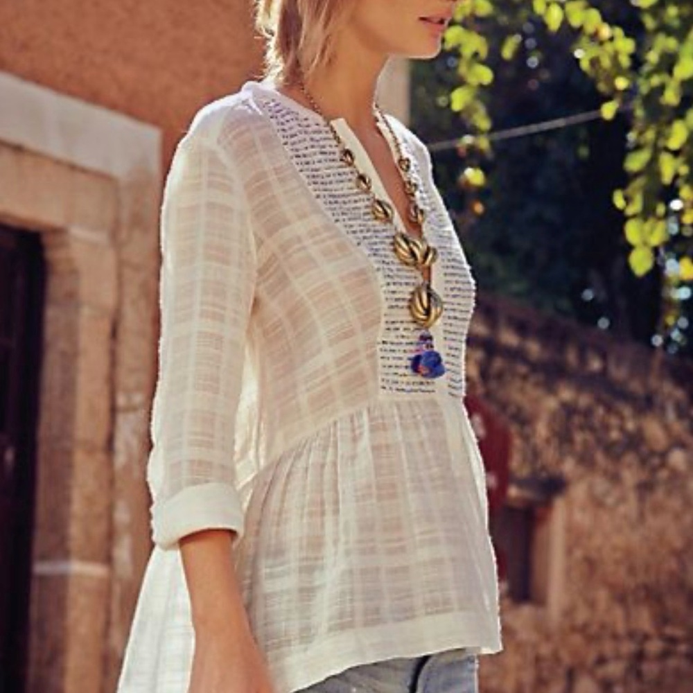 Anthropologie 100% Cotton Top - Size 6
Boho chic